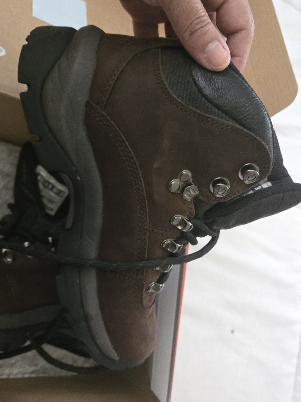 Hi-Tec Women's Altitude II Boots in Dark Chocolate and Black - Picture 3 of 4
